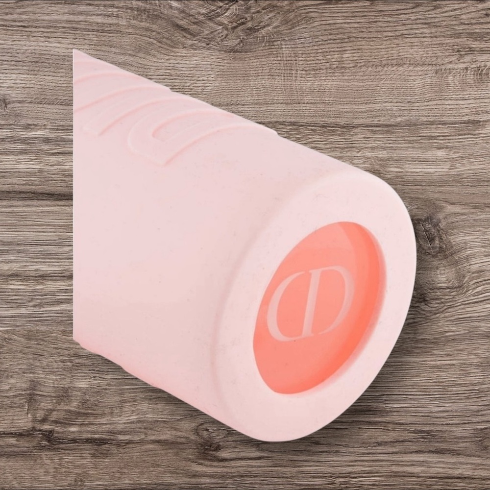 DIOR NIB LIMITED EDITION GLASS PINK WATER BOTTLE WITH REMOVABLE SILICONE COVER - Picture 4 of 4